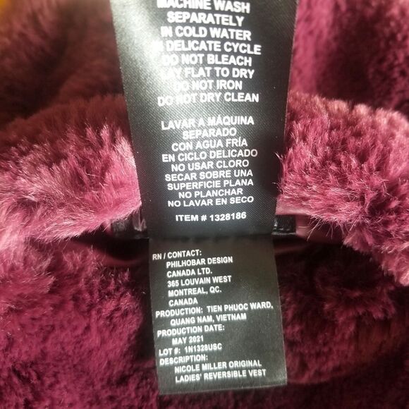 ⭐️ Nicole Miller Reversable Quilted/Faux Fur Vest Cabernet sz M - Picture 10 of 10